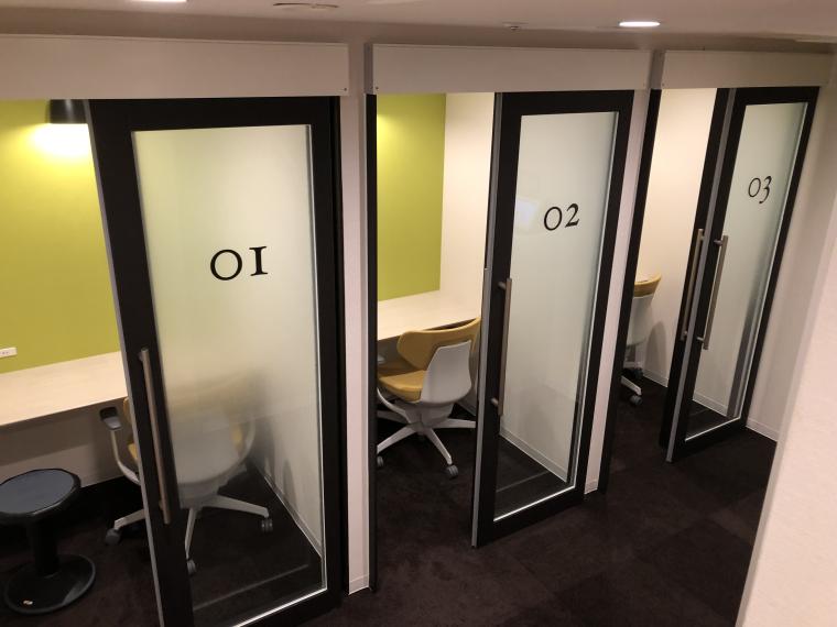 「スカイスパYOKOHAMA」コワーキングサウナ・KOOWORK（クーワーク）リモートブース