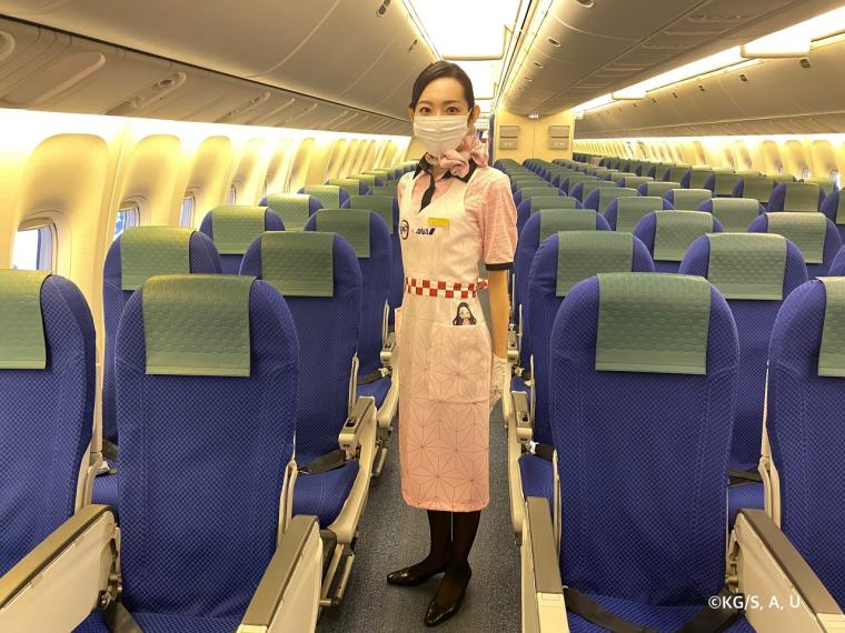 機内もテレビアニメ「鬼滅の刃」の世界観一色！炭治郎たちのアナウンスに注目