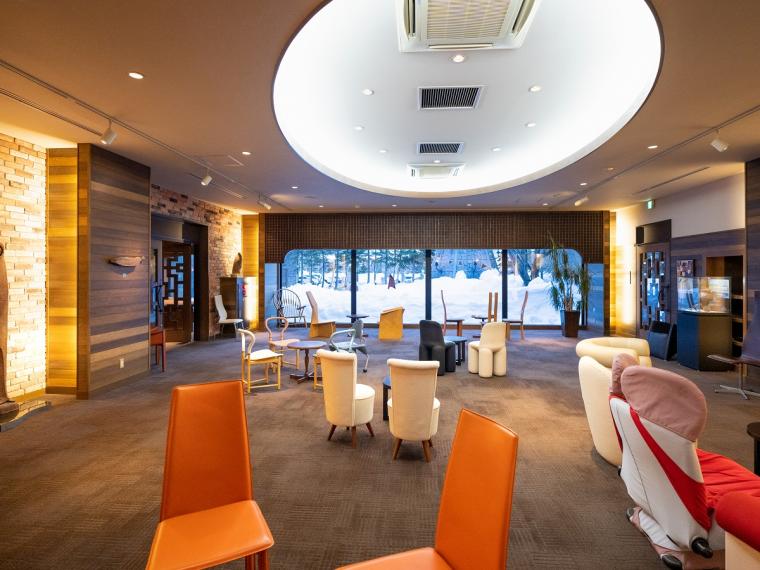 「北天の丘」椅子ギャラリー