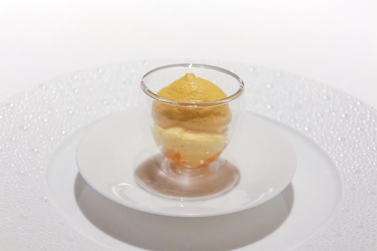 にんじんのエスプーマ