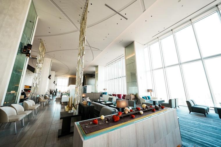 「LOUNGE PLUS(ラウンジプラス)