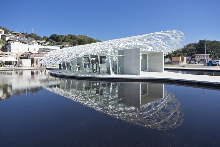 瀬戸内国際芸術祭　「男木島の魂」