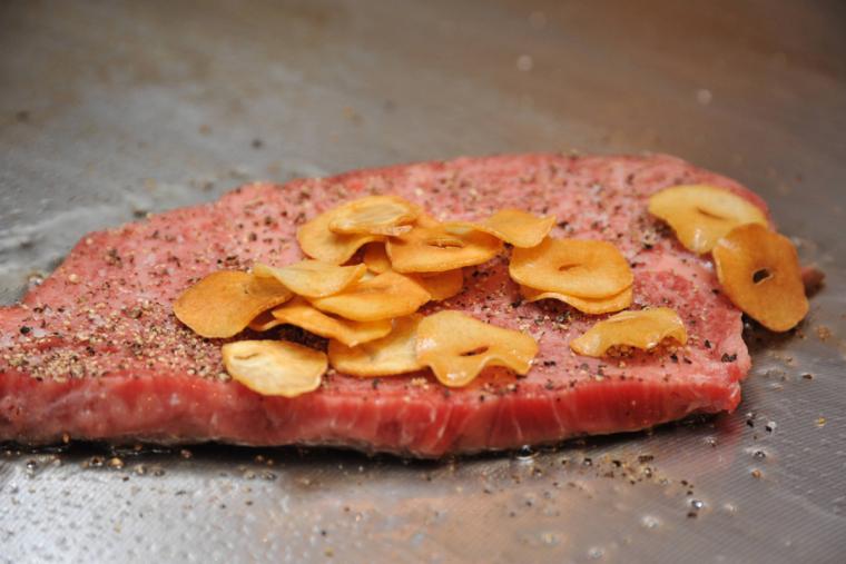 「沖縄県産和牛リブサーロインステーキ」