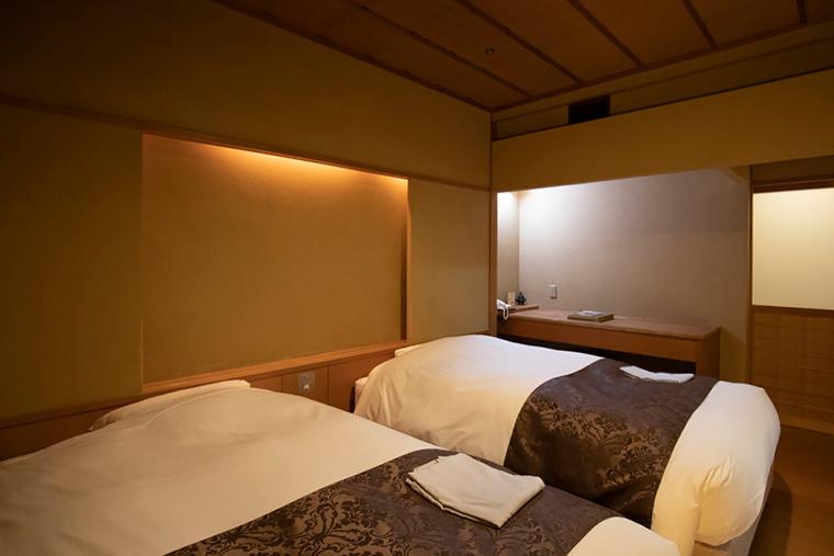 海石榴つばき　露天風呂付き客室　長楽　ベッドルーム