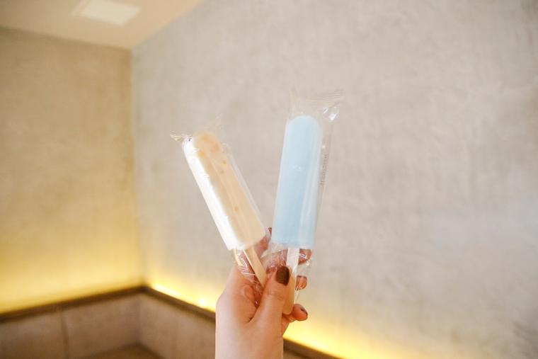 女湯にはアロマの香るミストサウナも。半露天の温泉でリラックス