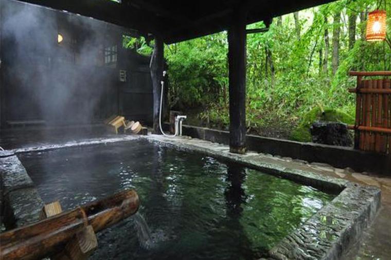 奥阿蘇の宿　やまなみ