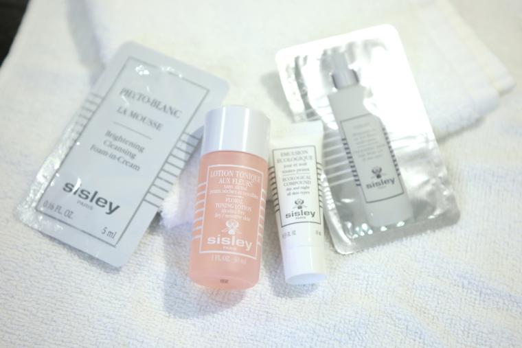 女性客用のスキンケアブランド「sisley」