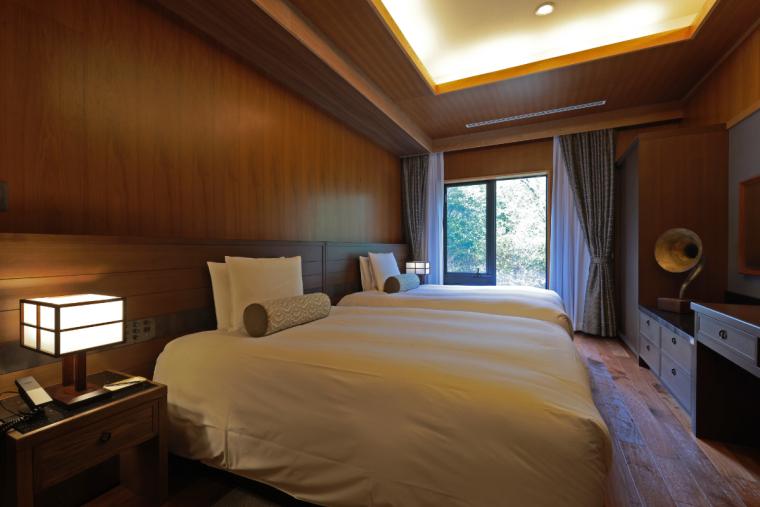 ラグジュアリースイートツイン「尚」のベッドルーム