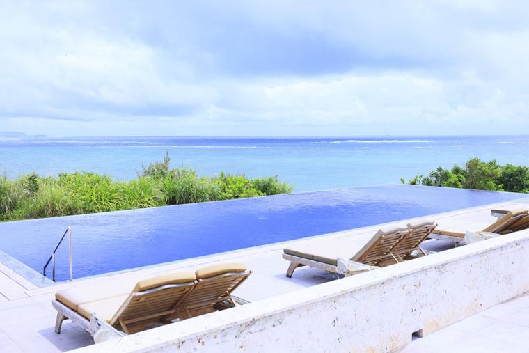 HIRAMATSU宜野座 インフィニティプール