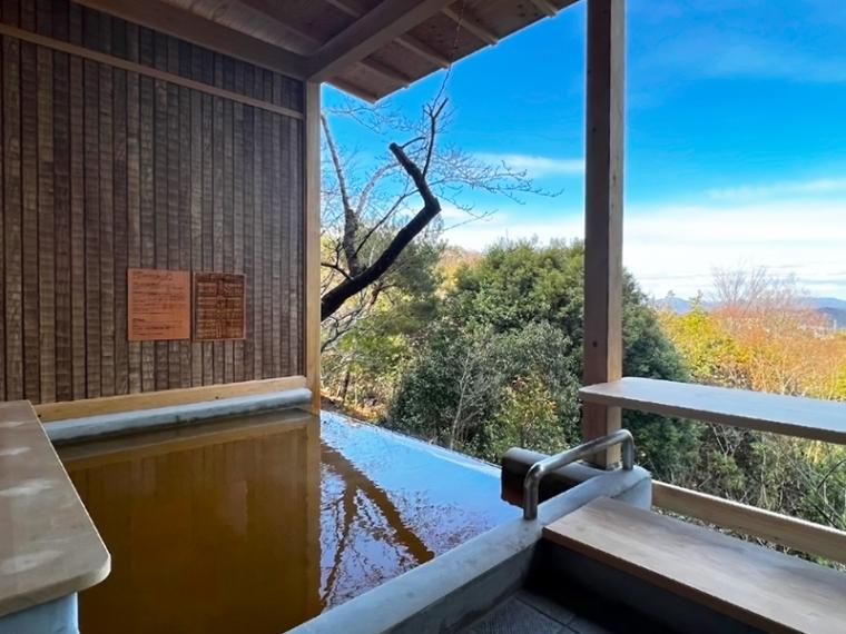 元湯 龍泉閣　金泉露天風呂