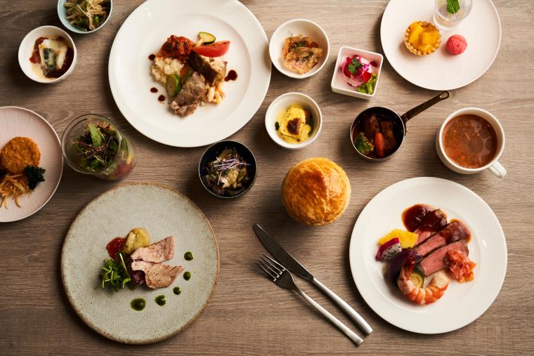 「All Day Dining Jinon（オールデイダイニング ジノーン）」で味わえるディナーメニューのイメージ