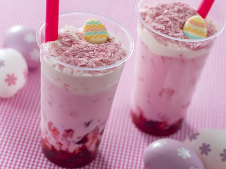 「スペシャルドリンク（サクラ＆ベリー、ミルク）」