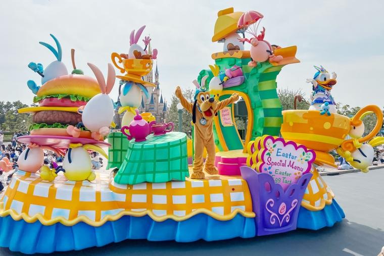 パレード「うさたま大脱走！」