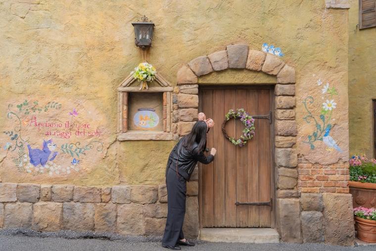 フォトスポット満載！ 「パペリーノ通り」が春カラーでデコレーション