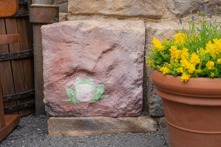 フォトスポット満載！ 「パペリーノ通り」が春カラーでデコレーション