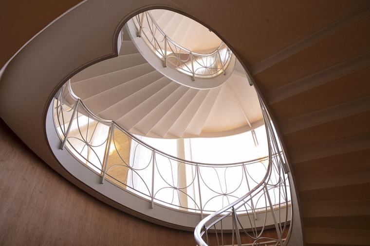 ウェスティン都ホテル京都 ハートのらせん階段