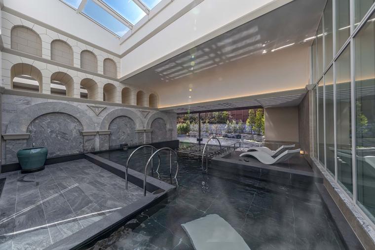 ウェスティン都ホテル京都 温泉（半露天風呂）