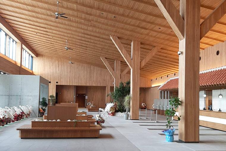 トヨタレンタカー那覇空港シーサイド店