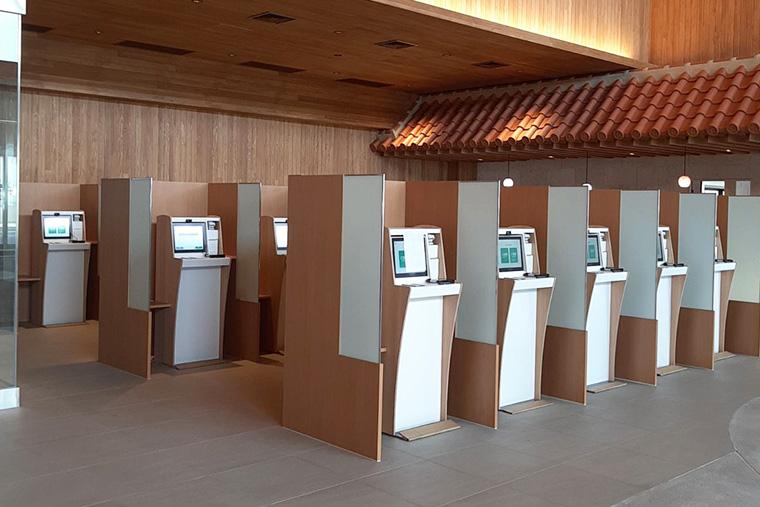 セルフチェックイン機