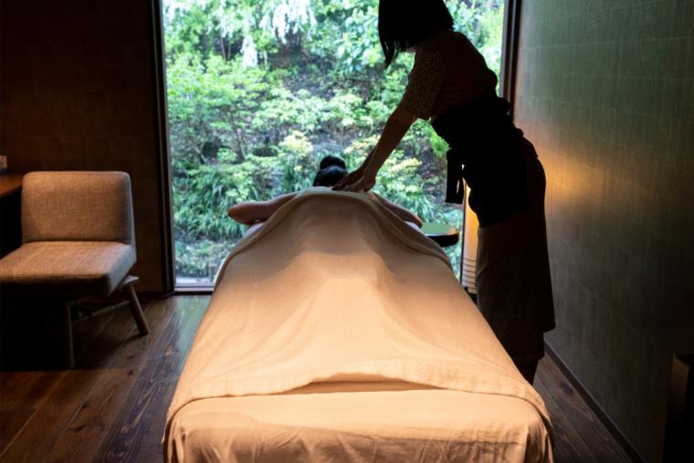 「庵スパ箱根」でアロマボディトリートメン