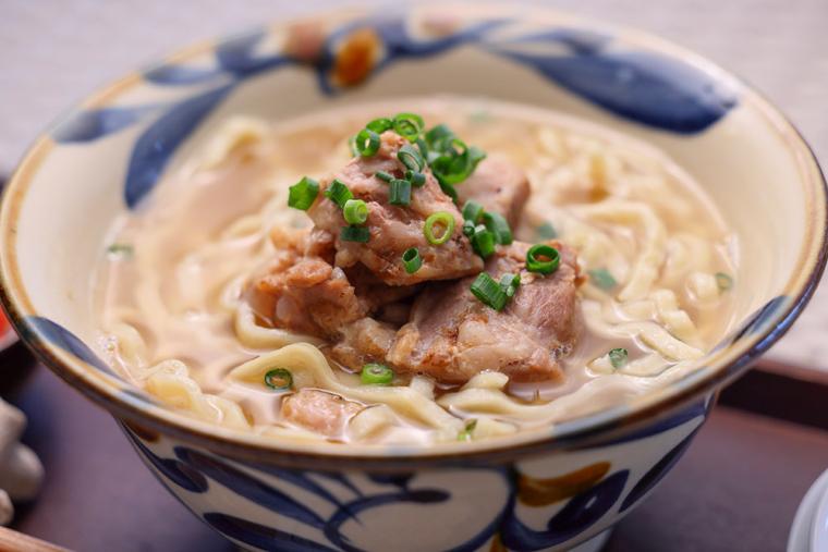 ひらまつ宜野座 沖縄そば