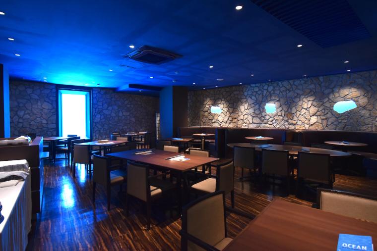 特別室「The CAVE」