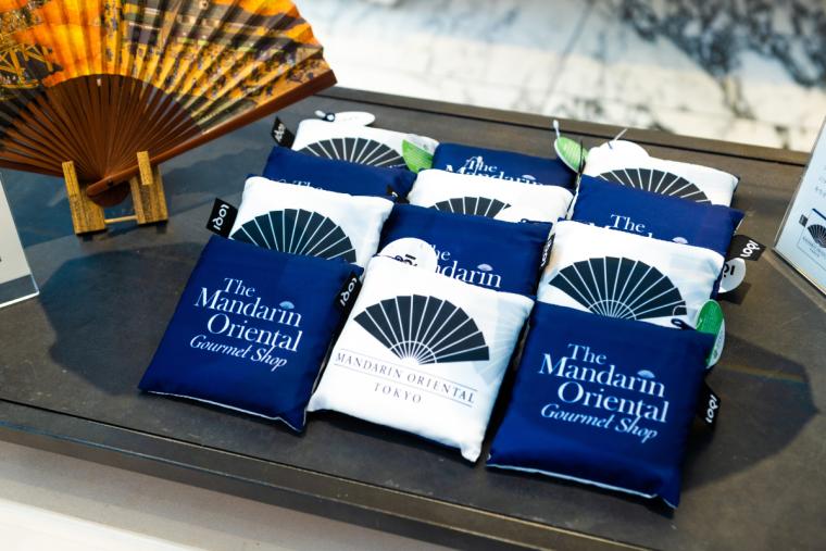 「ザ マンダリン オリエンタル グルメ ショップ」のエコバッグ