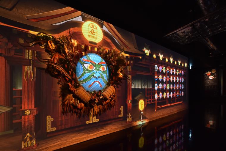 縁日のお面屋さんも出現。描いたお面は持ち帰ることができます