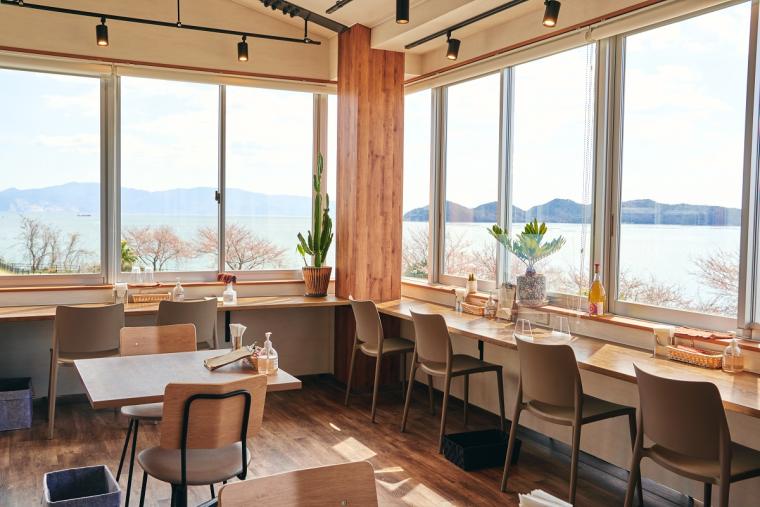 渚の交番 ひなせうみラボ