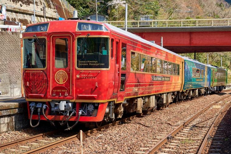 四国まんなか千年ものがたり