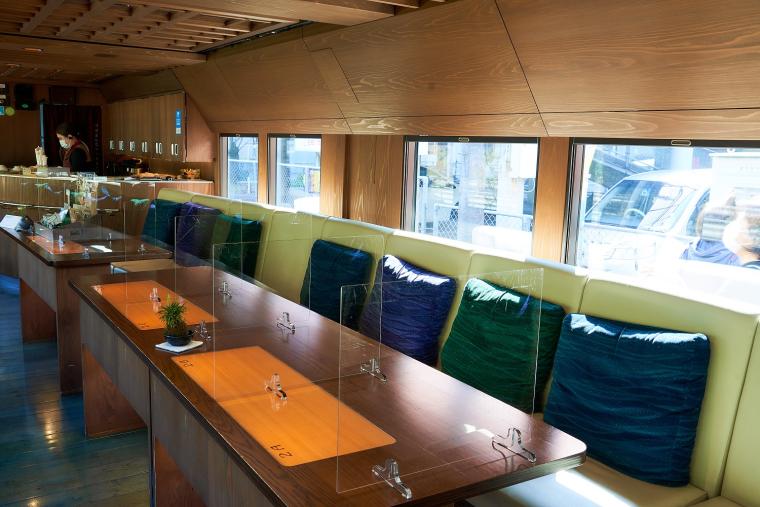 四国まんなか千年ものがたりの車内