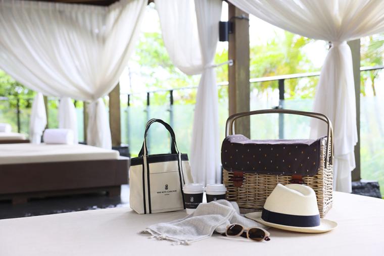 ザ・リッツ・カールトン沖縄 屋内プール