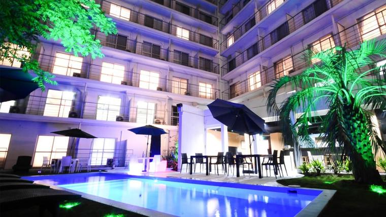 ホテルジャパネスク福岡 プール