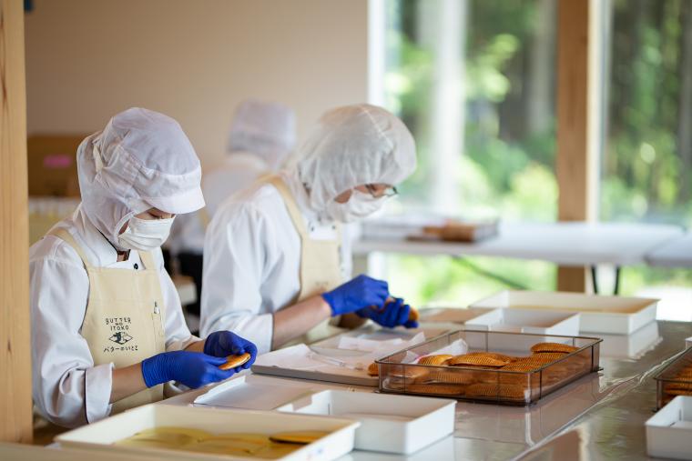 まちづくりの根幹となる食品製造工場。各地で課題を抱える素材を活かしたOEM商品も請け負う予定です