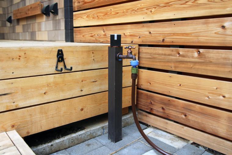 足洗いにも使える水道