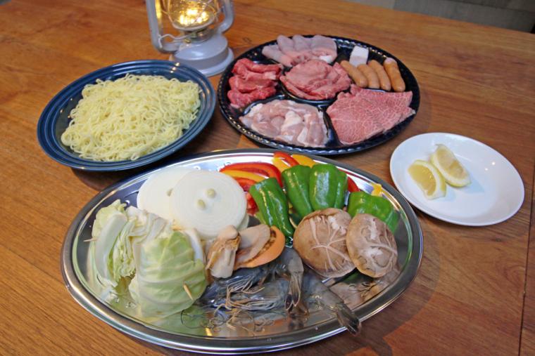 デッキテラスでBBQ