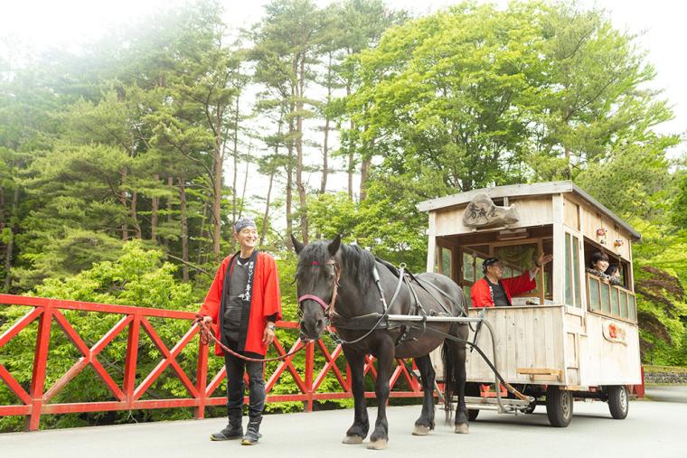 星野リゾート青森屋 馬車