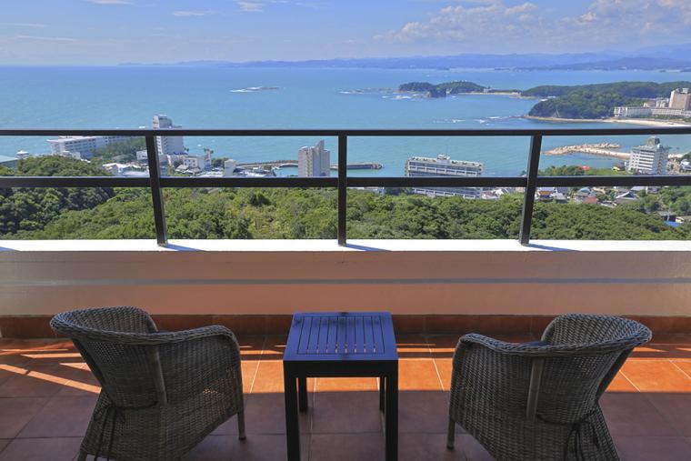 「インフィニート ホテル＆スパ 南紀白浜」スイート客室