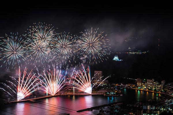 熱海海上花火大会
