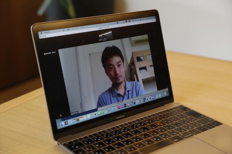 エリアマネージャーの木村隼斗さん