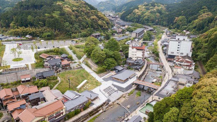 長門湯本温泉街の街並み