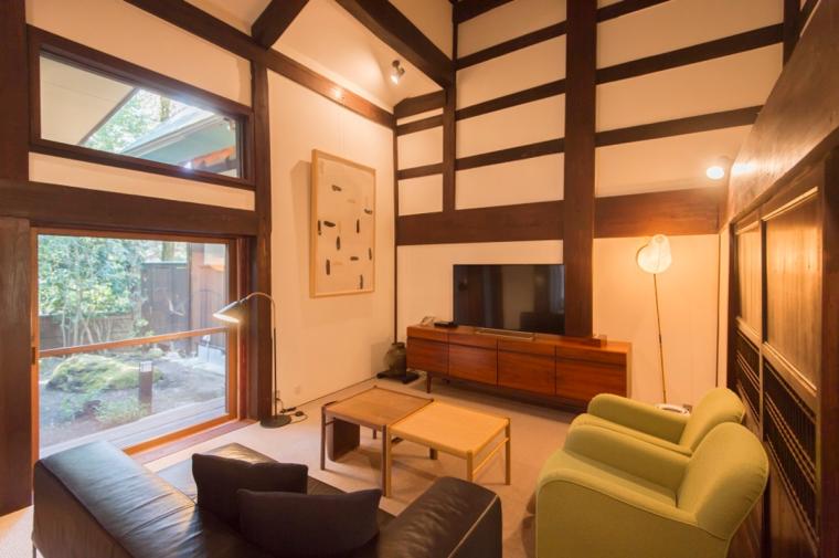 由布院温泉 山荘 無量塔