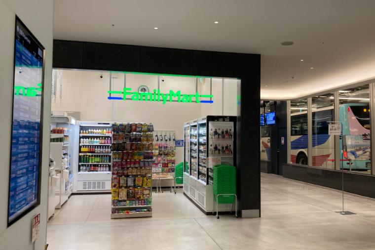 ターミナル内ショップ