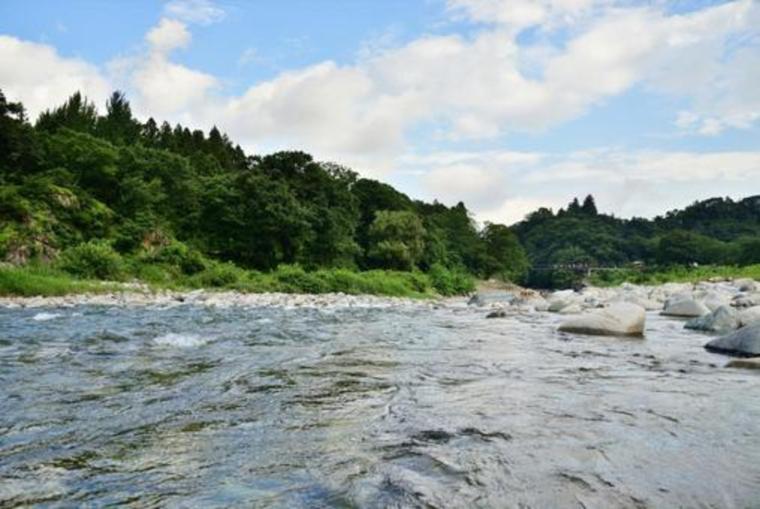 川のアクティビティのひとつ、カヤックの中継地点となるみなかみ町の清流公園