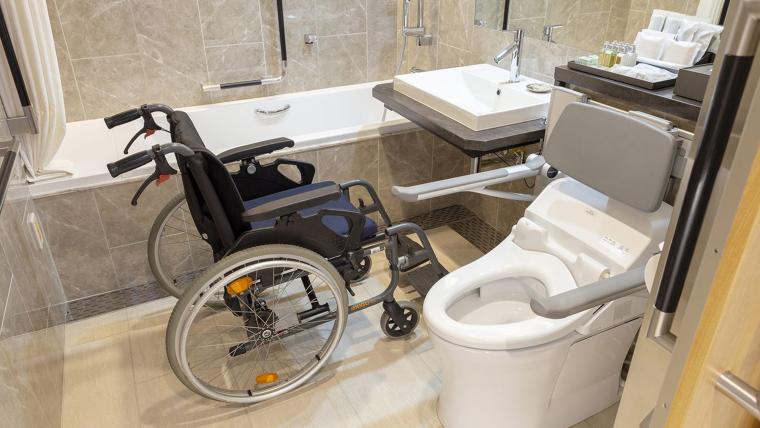 ユニバーサルデザインのバスルーム