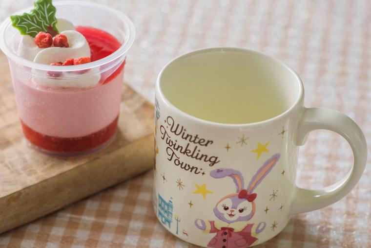 ストロベリームース、スーベニアカップ付き