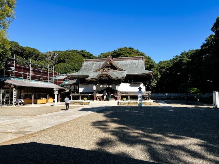 凛とした空気が流れる「酒列磯前神社」