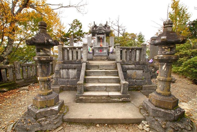 妙法ヶ岳（みょうほうがたけ）