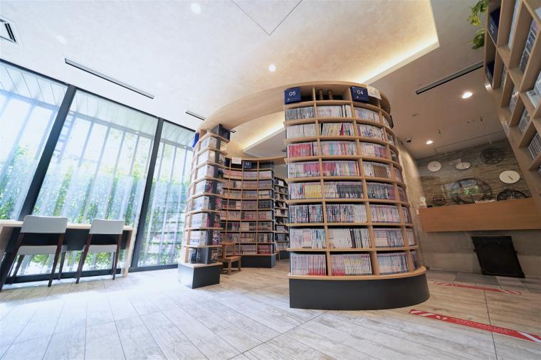 クインテッサホテル東京羽田 Comic & Books