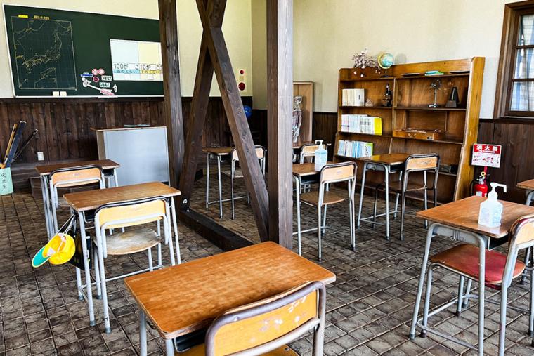 廃校をリノベーションした「大子おやき学校」